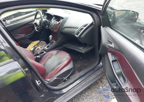 2012 Ford Focus Se z USA, uszkodzony, nr VIN 1FAHP3K28CL117932